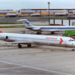 ヒースロー空港に到着したオーストリア航空/OE-LDZ機。Austrian Airlines McDonnell Douglas MD-81 (DC-9-81)/Aircraft Registration Number : OE-LDZ