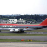 成田空港に着陸したN661US機。 Northwest Airlines (Boeing747-400 /Aircraft Registration Number : N661US